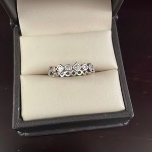 Pandora Alluring Princess Ring Size 6